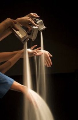 Prelazeci liniju,predstava DAH Teatra, Leskovački Kulturni Centar, Leskovac