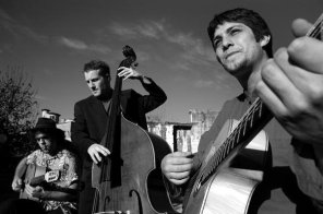 Les Doigts de l'Homme, Dom Omladine, Beograd